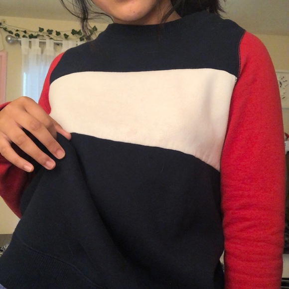 red blue and white striped crew neck sweater 🦋 - Picture 1 of 2